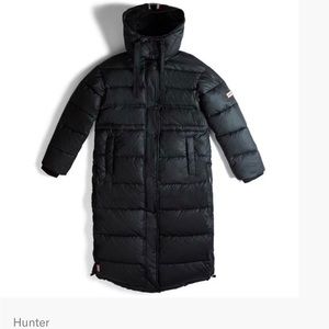 Insulated long puffer coat from Hunter size M. Basically new, wore once!